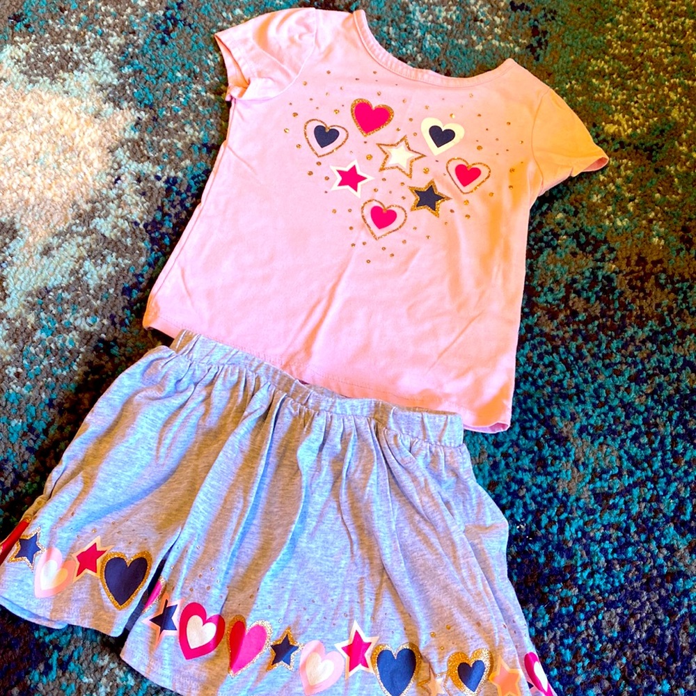 Kidtopia Size 5 - Skort and Shirt Set